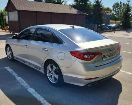 Серый Хендай Соната, объемом двигателя 2.36 л и пробегом 210 тыс. км за 11000 $, фото 6 на Automoto.ua