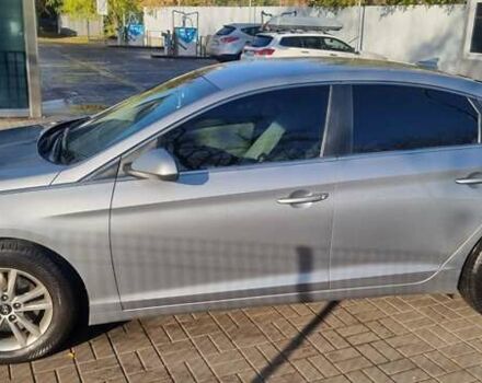 Хендай Соната 2015 в Киеве на Automoto.ua Серый Хендай Соната, объемом двигателя 2.36 л и пробегом 125 тыс. км за 10700 $, фото 7 на Automoto.ua