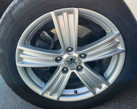 Серый Хендай Соната, объемом двигателя 2.36 л и пробегом 210 тыс. км за 11000 $, фото 13 на Automoto.ua