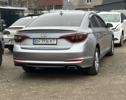 Сірий Хендай Соната, об'ємом двигуна 2.4 л та пробігом 187 тис. км за 11000 $, фото 6 на Automoto.ua