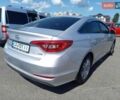Сірий Хендай Соната, об'ємом двигуна 2 л та пробігом 231 тис. км за 8900 $, фото 3 на Automoto.ua