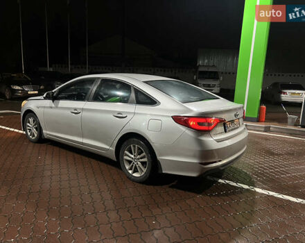 Серый Хендай Соната, объемом двигателя 2 л и пробегом 504 тыс. км за 6999 $, фото 3 на Automoto.ua