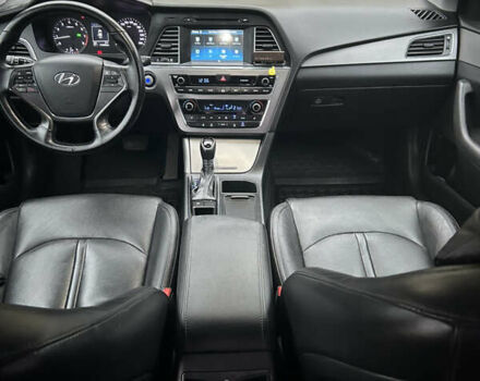 Сірий Хендай Соната, об'ємом двигуна 2 л та пробігом 174 тис. км за 11700 $, фото 13 на Automoto.ua