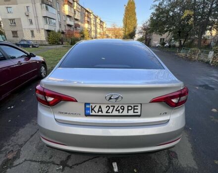 Хендай Соната 2015 в Киеве на Automoto.ua Серый Хендай Соната, объемом двигателя 2 л и пробегом 498 тыс. км за 8600 $, фото 2 на Automoto.ua