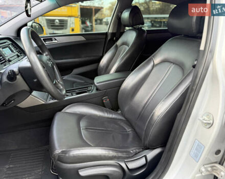 Серый Хендай Соната, объемом двигателя 2 л и пробегом 320 тыс. км за 7999 $, фото 10 на Automoto.ua