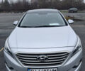 Сірий Хендай Соната, об'ємом двигуна 2 л та пробігом 169 тис. км за 11300 $, фото 1 на Automoto.ua