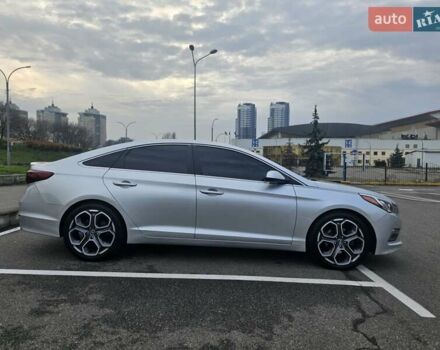 Сірий Хендай Соната, об'ємом двигуна 2.36 л та пробігом 220 тис. км за 8999 $, фото 12 на Automoto.ua