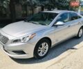 Серый Хендай Соната, объемом двигателя 2 л и пробегом 126 тыс. км за 11000 $, фото 1 на Automoto.ua