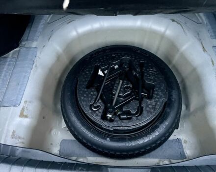 Серый Хендай Соната, объемом двигателя 2.4 л и пробегом 174 тыс. км за 266 $, фото 11 на Automoto.ua