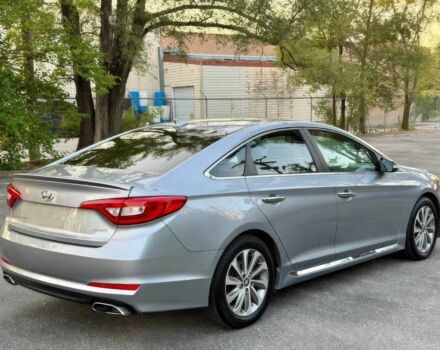 Серый Хендай Соната, объемом двигателя 2.4 л и пробегом 79 тыс. км за 1500 $, фото 5 на Automoto.ua