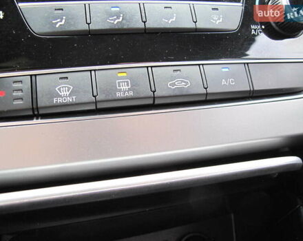 Сірий Хендай Соната, об'ємом двигуна 2 л та пробігом 265 тис. км за 10500 $, фото 60 на Automoto.ua