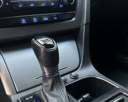 Серый Хендай Соната, объемом двигателя 2 л и пробегом 381 тыс. км за 8300 $, фото 23 на Automoto.ua