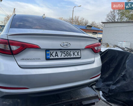 Сірий Хендай Соната, об'ємом двигуна 2.36 л та пробігом 97 тис. км за 3700 $, фото 3 на Automoto.ua