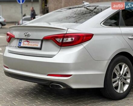 Хендай Соната 2016 в Одессе на Automoto.ua Серый Хендай Соната, объемом двигателя 2.36 л и пробегом 187 тыс. км за 10900 $, фото 10 на Automoto.ua