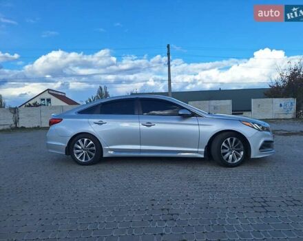 Хендай Соната 2016 в Первомайск на Automoto.ua Серый Хендай Соната, объемом двигателя 2.36 л и пробегом 204 тыс. км за 10600 $, фото 2 на Automoto.ua