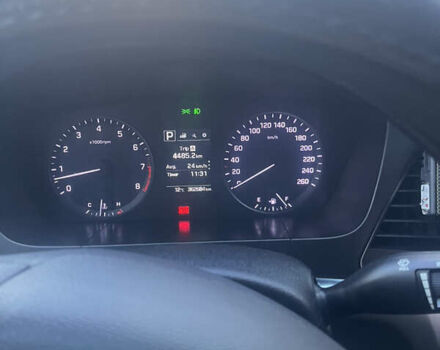 Сірий Хендай Соната, об'ємом двигуна 2 л та пробігом 363 тис. км за 9700 $, фото 4 на Automoto.ua