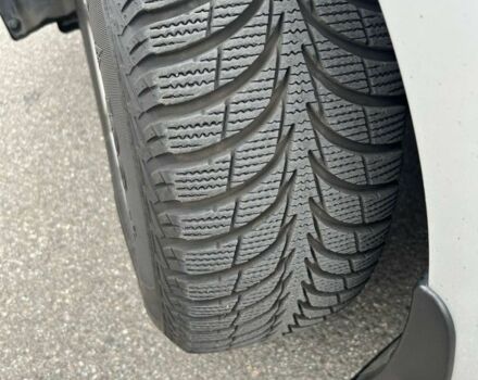 Серый Хендай Соната, объемом двигателя 2 л и пробегом 460 тыс. км за 11500 $, фото 6 на Automoto.ua