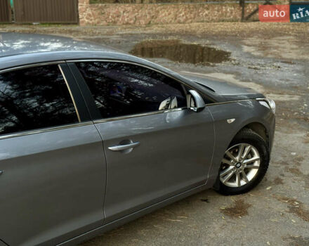 Серый Хендай Соната, объемом двигателя 2 л и пробегом 169 тыс. км за 11700 $, фото 28 на Automoto.ua