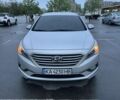 Серый Хендай Соната, объемом двигателя 2 л и пробегом 460 тыс. км за 11500 $, фото 1 на Automoto.ua