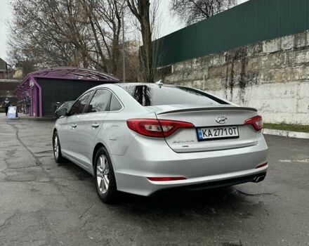 Сірий Хендай Соната, об'ємом двигуна 2.36 л та пробігом 230 тис. км за 9500 $, фото 7 на Automoto.ua