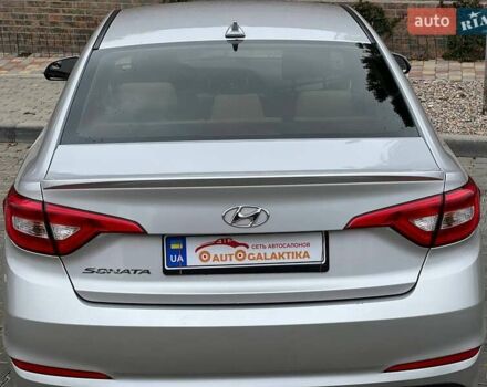 Хендай Соната 2016 в Одессе на Automoto.ua Серый Хендай Соната, объемом двигателя 2.36 л и пробегом 187 тыс. км за 10900 $, фото 12 на Automoto.ua