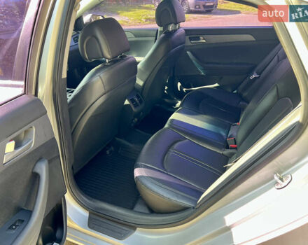 Серый Хендай Соната, объемом двигателя 2 л и пробегом 350 тыс. км за 8700 $, фото 29 на Automoto.ua