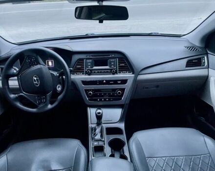 Серый Хендай Соната, объемом двигателя 2.4 л и пробегом 174 тыс. км за 266 $, фото 16 на Automoto.ua