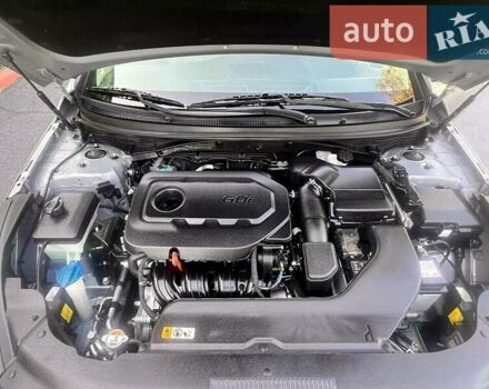 Хендай Соната 2016 в Львове на Automoto.ua Серый Хендай Соната, объемом двигателя 2.36 л и пробегом 146 тыс. км за 3000 $, фото 13 на Automoto.ua