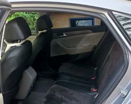 Серый Хендай Соната, объемом двигателя 2.4 л и пробегом 190 тыс. км за 10000 $, фото 25 на Automoto.ua