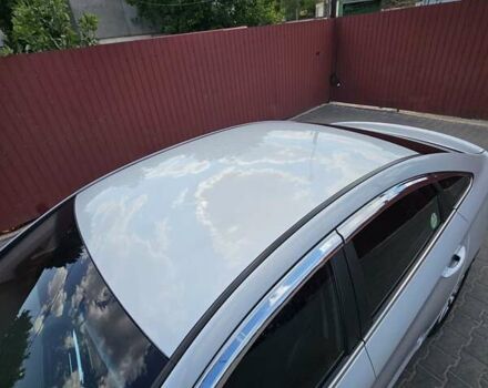 Сірий Хендай Соната, об'ємом двигуна 2 л та пробігом 380 тис. км за 10500 $, фото 5 на Automoto.ua