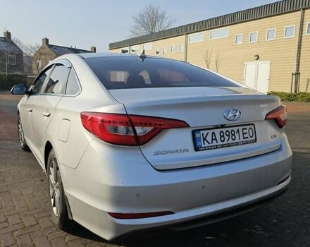 Сірий Хендай Соната, об'ємом двигуна 2 л та пробігом 234 тис. км за 8900 $, фото 3 на Automoto.ua