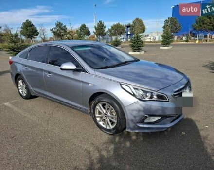 Сірий Хендай Соната, об'ємом двигуна 2 л та пробігом 224 тис. км за 9000 $, фото 1 на Automoto.ua
