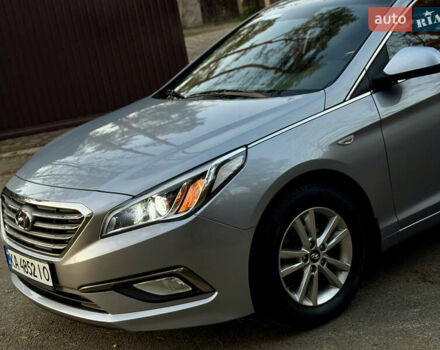 Серый Хендай Соната, объемом двигателя 2 л и пробегом 169 тыс. км за 11700 $, фото 4 на Automoto.ua