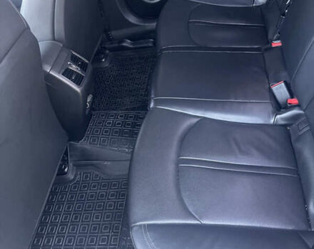 Сірий Хендай Соната, об'ємом двигуна 2 л та пробігом 363 тис. км за 9700 $, фото 2 на Automoto.ua