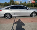 Серый Хендай Соната, объемом двигателя 2 л и пробегом 150 тыс. км за 9800 $, фото 7 на Automoto.ua