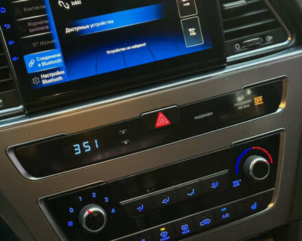 Серый Хендай Соната, объемом двигателя 2 л и пробегом 169 тыс. км за 11700 $, фото 33 на Automoto.ua