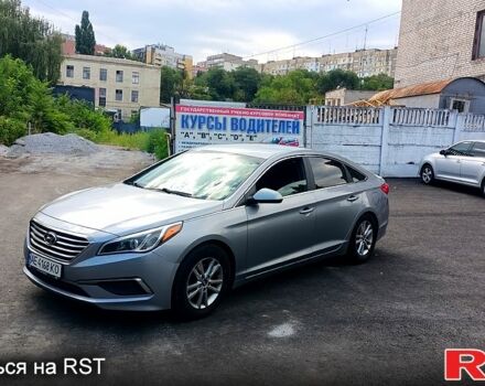 Сірий Хендай Соната, об'ємом двигуна 2.4 л та пробігом 190 тис. км за 10000 $, фото 1 на Automoto.ua