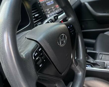 Серый Хендай Соната, объемом двигателя 2 л и пробегом 381 тыс. км за 8300 $, фото 20 на Automoto.ua