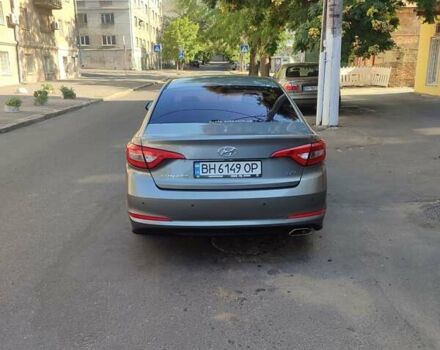 Серый Хендай Соната, объемом двигателя 2 л и пробегом 320 тыс. км за 10000 $, фото 2 на Automoto.ua