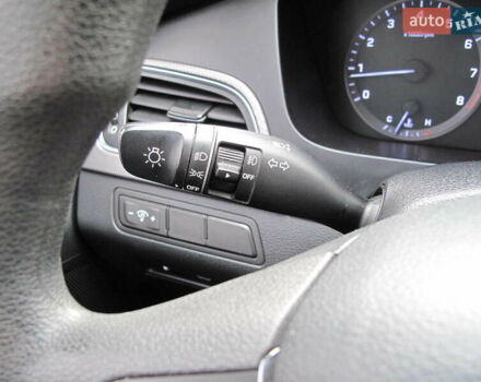 Сірий Хендай Соната, об'ємом двигуна 2 л та пробігом 265 тис. км за 10500 $, фото 57 на Automoto.ua