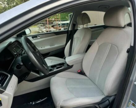 Серый Хендай Соната, объемом двигателя 2.4 л и пробегом 73 тыс. км за 6500 $, фото 8 на Automoto.ua