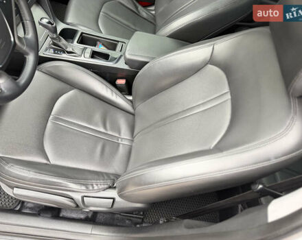 Серый Хендай Соната, объемом двигателя 2 л и пробегом 290 тыс. км за 12000 $, фото 6 на Automoto.ua