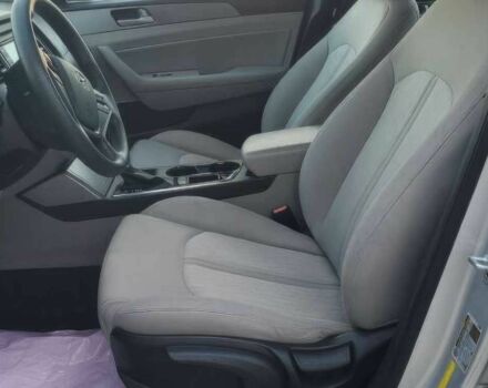 Серый Хендай Соната, объемом двигателя 2 л и пробегом 74 тыс. км за 6600 $, фото 6 на Automoto.ua