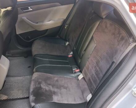 Серый Хендай Соната, объемом двигателя 2.4 л и пробегом 190 тыс. км за 10000 $, фото 30 на Automoto.ua