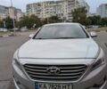 Сірий Хендай Соната, об'ємом двигуна 2 л та пробігом 407 тис. км за 9999 $, фото 2 на Automoto.ua