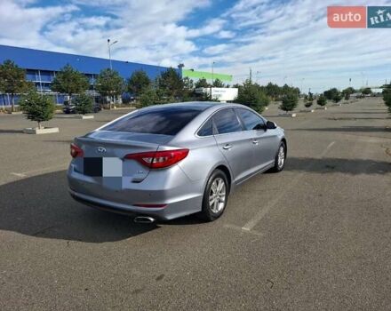 Сірий Хендай Соната, об'ємом двигуна 2 л та пробігом 224 тис. км за 9000 $, фото 7 на Automoto.ua