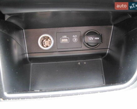 Сірий Хендай Соната, об'ємом двигуна 2 л та пробігом 265 тис. км за 10500 $, фото 62 на Automoto.ua