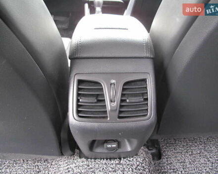 Сірий Хендай Соната, об'ємом двигуна 2 л та пробігом 265 тис. км за 10500 $, фото 32 на Automoto.ua