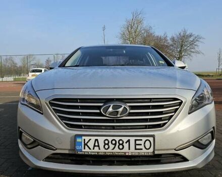 Сірий Хендай Соната, об'ємом двигуна 2 л та пробігом 234 тис. км за 8900 $, фото 1 на Automoto.ua