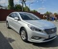 Сірий Хендай Соната, об'ємом двигуна 2 л та пробігом 380 тис. км за 10500 $, фото 1 на Automoto.ua
